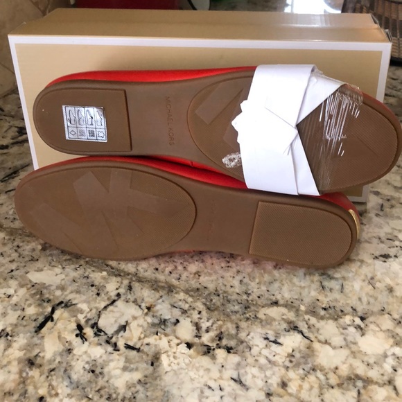 NIB WOMENS MICHAEL KORS SUTTON MOC NAPPA SZ 10M - Picture 6 of 6